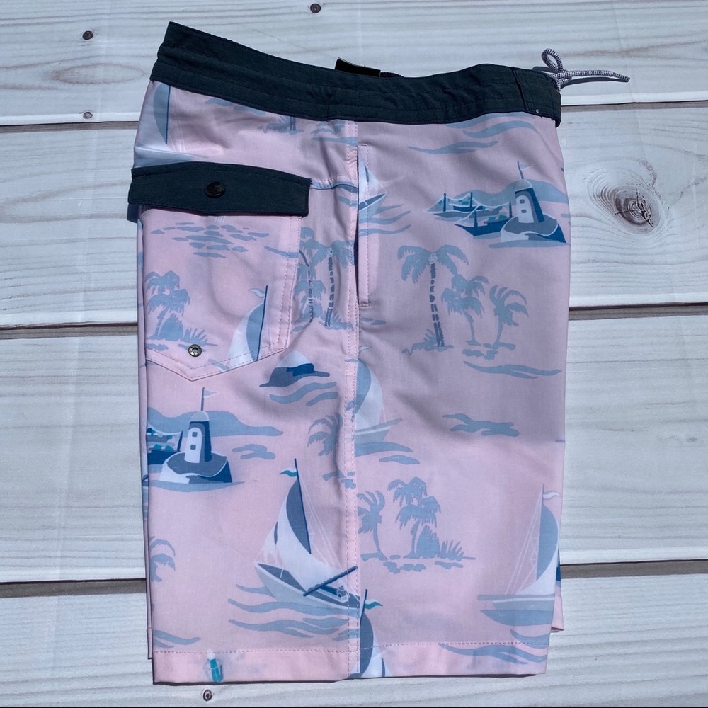 🔥Rip Curl  Men's Parker Lay Day Boardshort - Picture 2 of 5